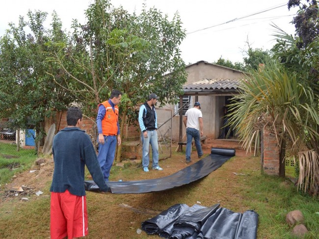 Defesa Civil do Munícipo atende 12 casas após chuvarada 