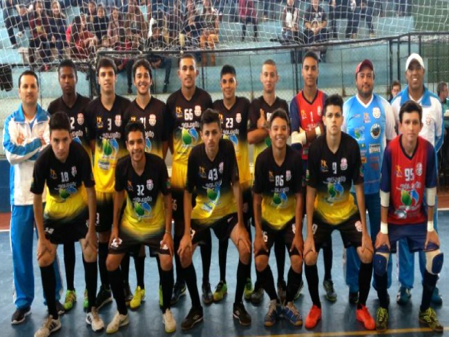 Gaúcho estreia com derrota no Estadual de Futsal sub 17
