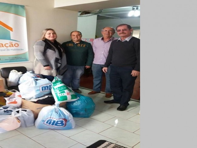 Liga Tupanciretanense de Bocha realiza entrega de alimentos e agasalhos  