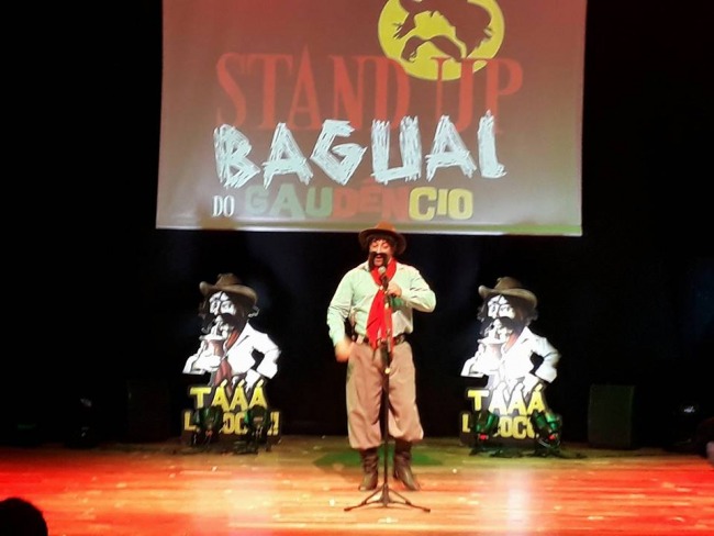 12° ExpoCultura encerra com Stand Up Bagual do Gaudêncio
