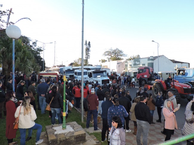 Tupanciret mostra sua fora e realiza protesto em apoio aos caminhoneiros