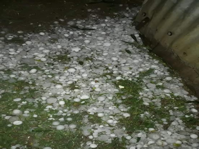 Chuva de granizo assusta moradores 