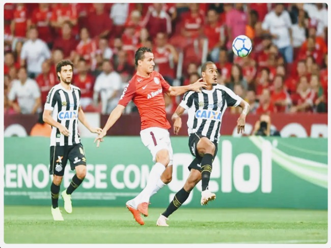 Em jogo polêmico, Inter empata em 2 a 2 com o Santos
