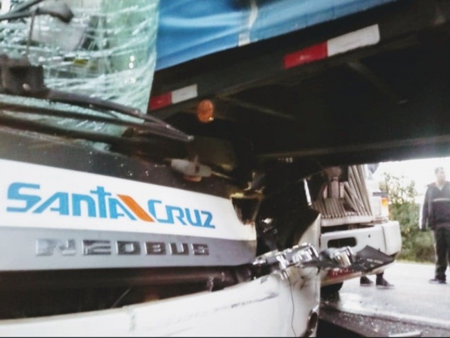 Ônibus que partiu de Tupanciretã se envolve em acidente na BR 158