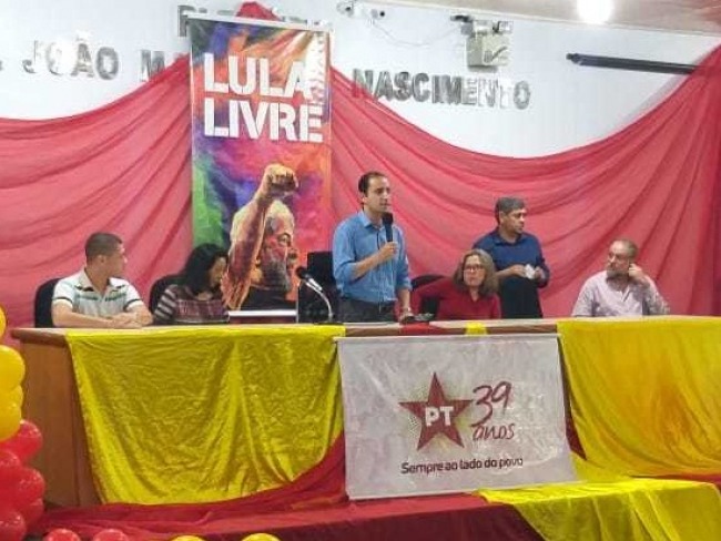 PT realiza conveno e conta com presena de PSD, MDB e PDT