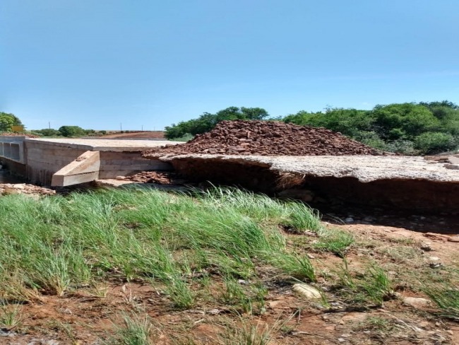 'Ponte do Aguap no est interditada e obra precisa ser finalizada', afirma prefeita de Quevedos