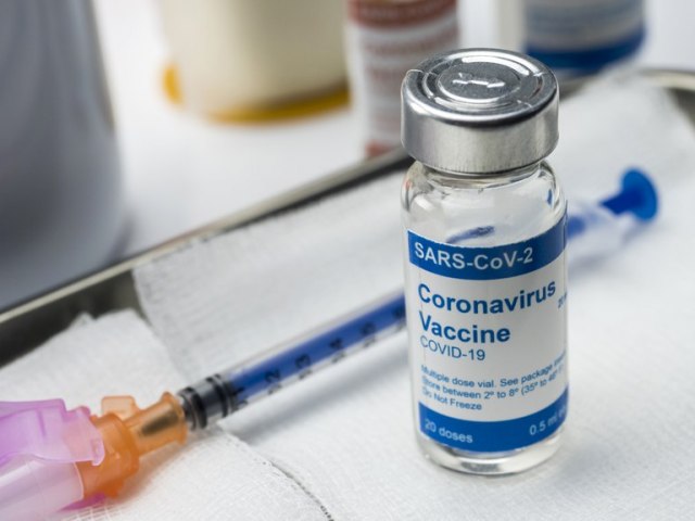 SMS organiza pré-cadastro para vacinação contra Covid-19