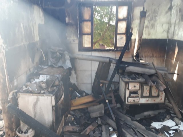 Incêndio em residência no interior de Tupanciretã mobilizou a UBVT pela segunda vez neste domingo, 2