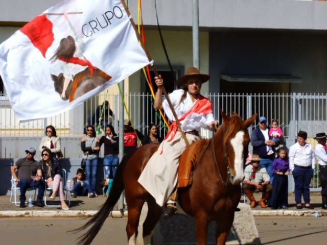 Sem desfile por decorrncia da Covid-19, JM Digital preparou uma homenagem aos tradicionalistas; VDEO