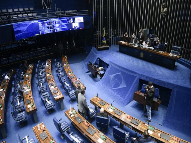 Comisso de Constituio e Justia do Senado (CCJ) aprova PEC da reforma eleitoral 