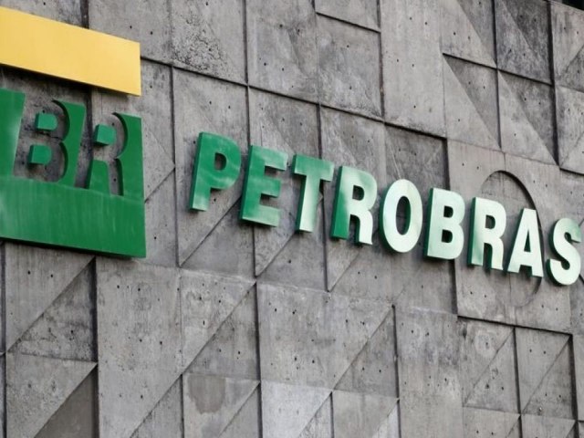 Petrobras anunciou aumento de 8,89% no preo do diesel na ltima tera (28) 