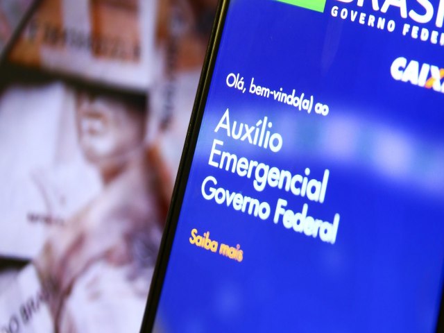 Governo estuda prorrogar Auxílio Emergencial até o fim de 2022 