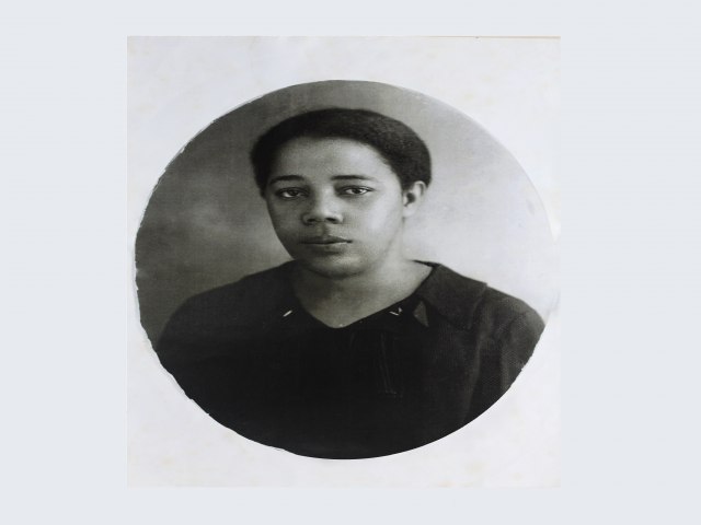 Especial Dia do Professor: data foi criada por deputada e professora negra em 1948 