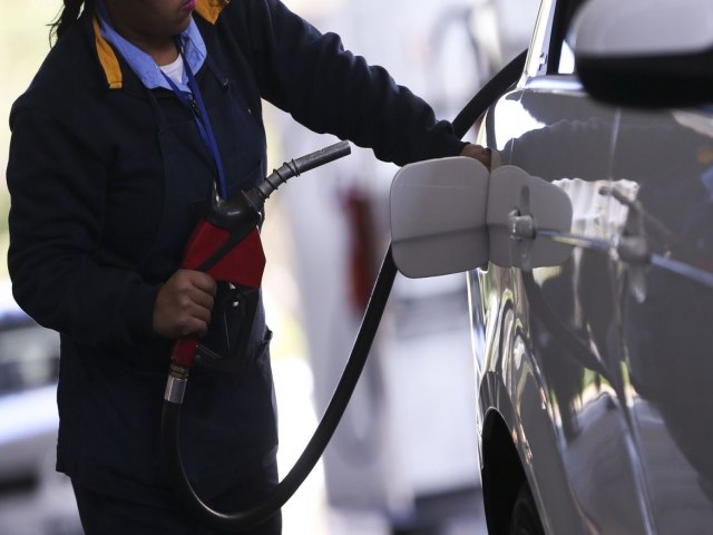Novo aumento no valor dos combustíveis passa a valer a partir desta terça (26) 