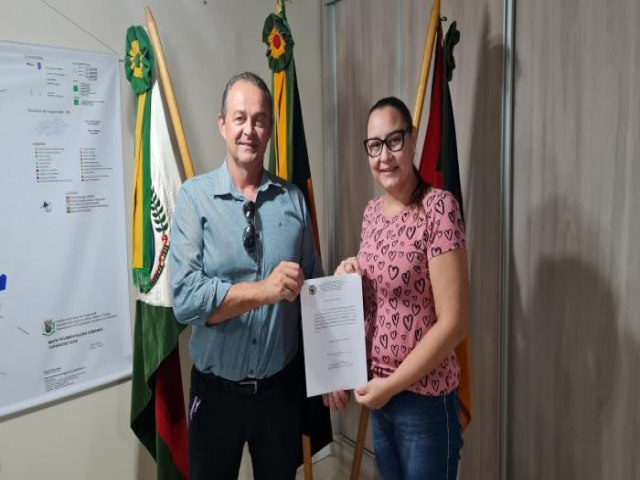 Nomeada a primeira motorista mulher da Prefeitura de Tupanciretã  