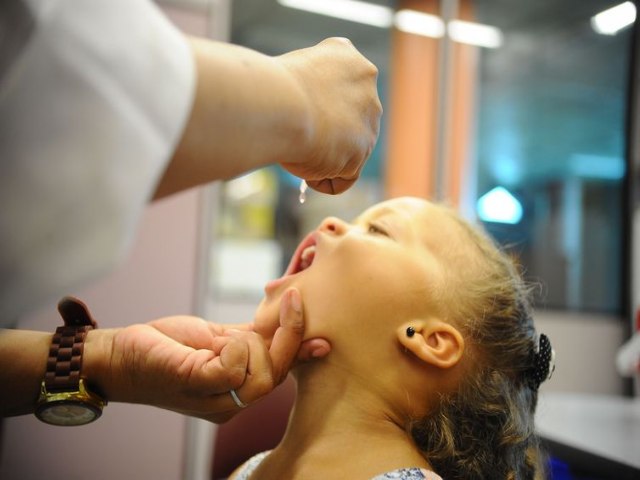 20 de agosto  o Dia D da vacinao contra paralisia infantil e da multivacinao