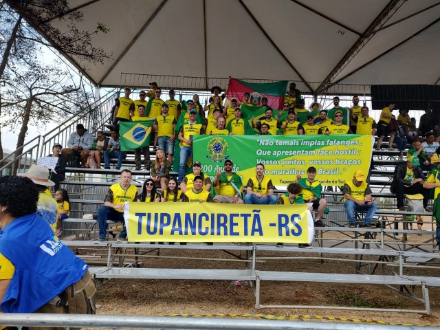 Tupanciret/Braslia: faixa com o nome do municpio de Tupanciret em destaque no DF