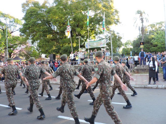 Encerramento da Semana da Ptria conta a presena do Exrcito em Tupanciret