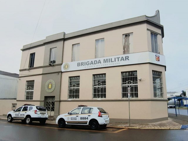 Brigada Militar realiza registro sobre uma briga, e acidente de trnsito envolvendo condutora sem CNH