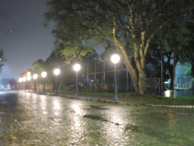 Frente fria provoca chuva a partir de domingo no RS