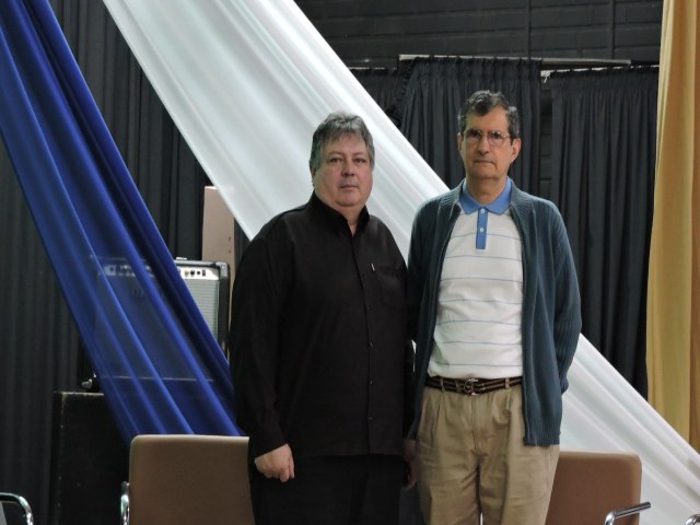 Presidente da Cmara Municipal de Vereadores, Carlos Augusto Oliveira dos Santos, participa da Abertura da 18 Feira Municipal do Livro 