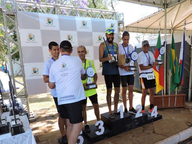 Douglas Padilha lidera prova de 3 horas da Ultramaratona de Tupanciret