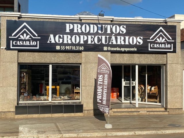 Promoes e brindes marcam reinaugurao da Casaro Produtos Agropecurios