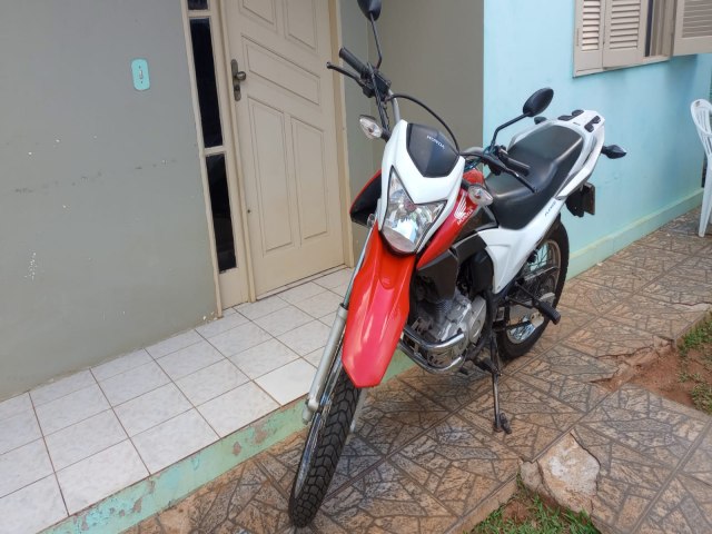 Grande oportunidade para adquirir moto Honda Bros 160