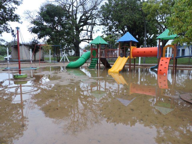 Chuva supera 50 mm  em Tupanciret, nas ltimas horas, cita Inmet 