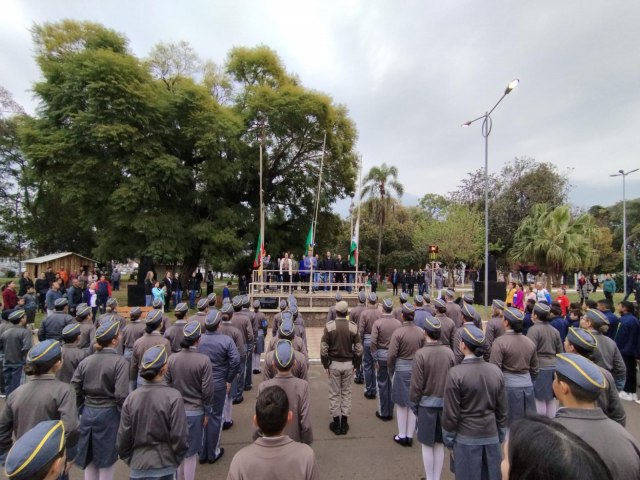 Abertura da Semana da Ptria d incio s festividades em aluso  Independncia do Brasil 