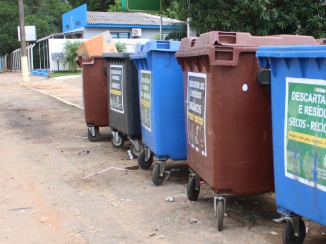 Coleta de lixo ser retomada aps regularizao contratual, diz vice-prefeito