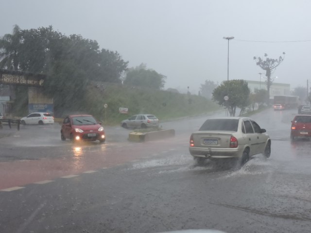 Alerta de Chuva Intensa: acmulo de chuva supera 100mm em Tupanciret