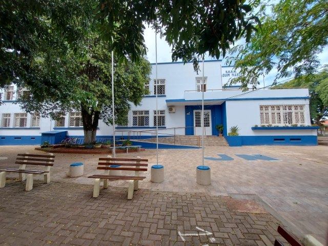 Escola Joaquim Nabuco comemora 98 aniversrio com jantar baile