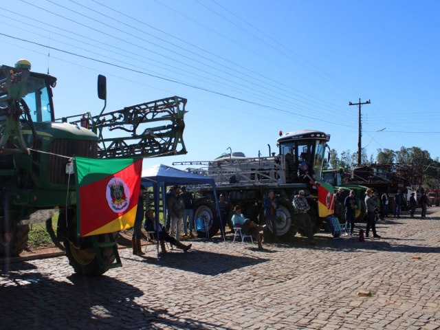 Produtores rurais de Jari realizam ' Tratorao '