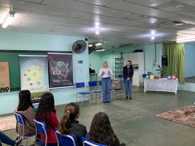 Escola Antnio Silveira realiza Mostra Cientfica de Tecnologia e Sustentabilidade