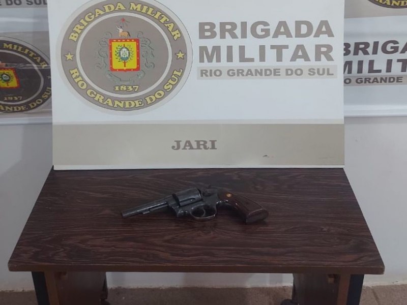 Homem  preso em Jari por descumprir Medida Protetiva e portar arma de fogo irregular