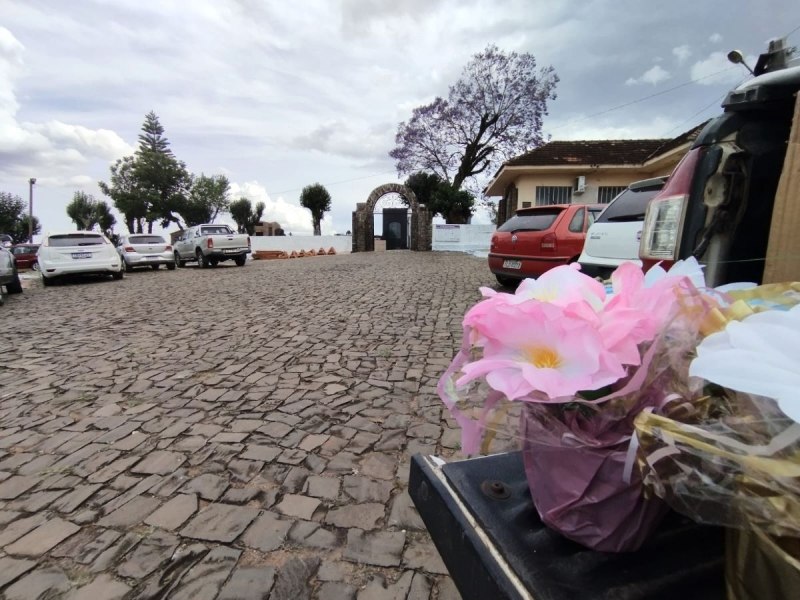 Cemitrio Municipal estar aberto para visitao a partir das 7h neste sbado, dia 2 