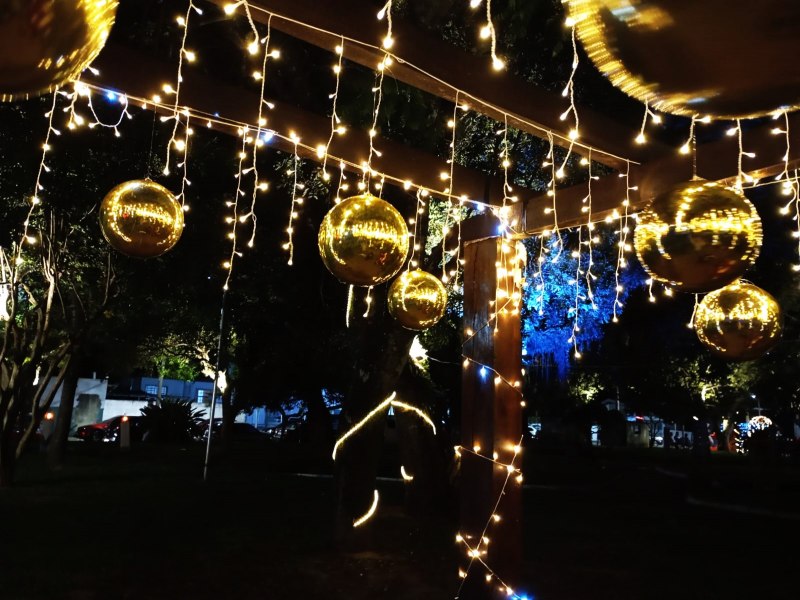 Praa Cel. Lima 'brilha' com a magia do Natal