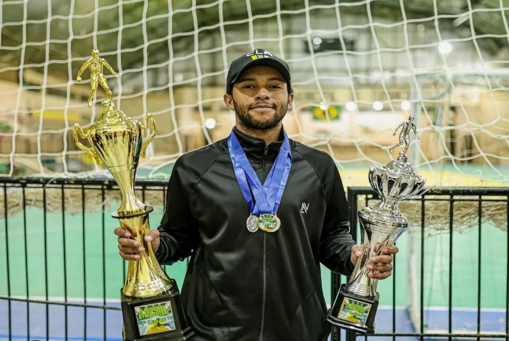 Cl� realiza seu 1� torneio de futebol society em Tupanciret�; v�deo