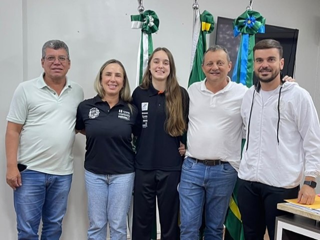 Jovem goioerense Ana Laura Barreto &eacute; convocada para a Sele&ccedil;&atilde;o Brasileira Sub-18 de Basquete
