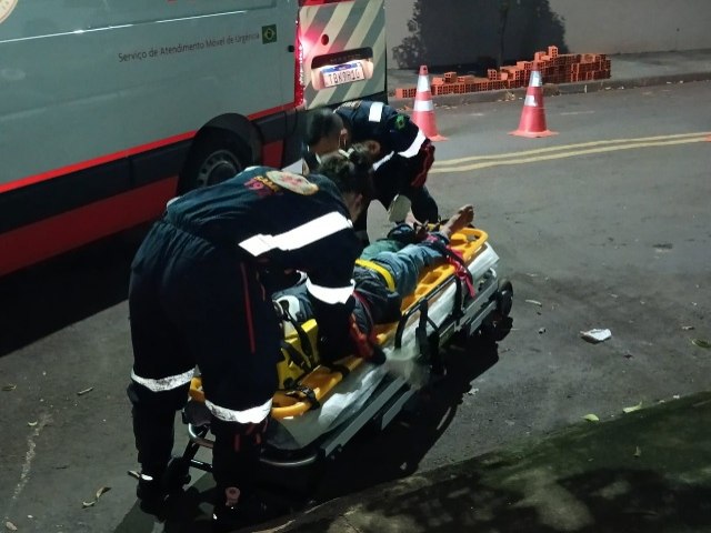 Idoso sofre ferimentos no rosto ap&oacute;s queda na Rua 19 de Dezembro