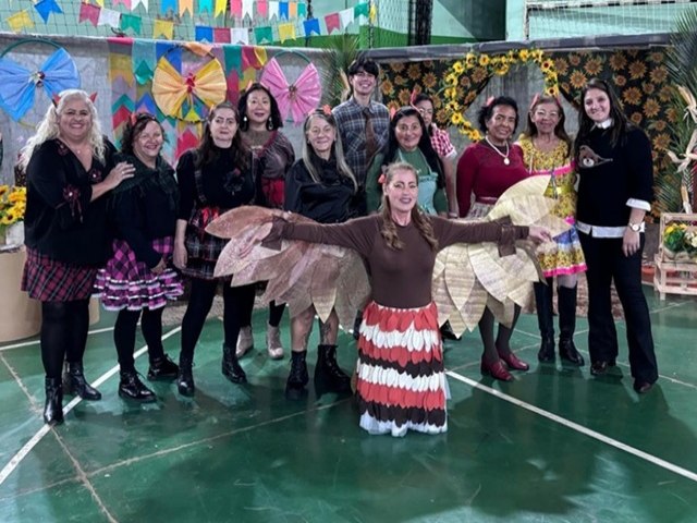 Festa Julina re&uacute;ne idosos em tarde de alegria, cultura e integra&ccedil;&atilde;o em Goioer&ecirc;