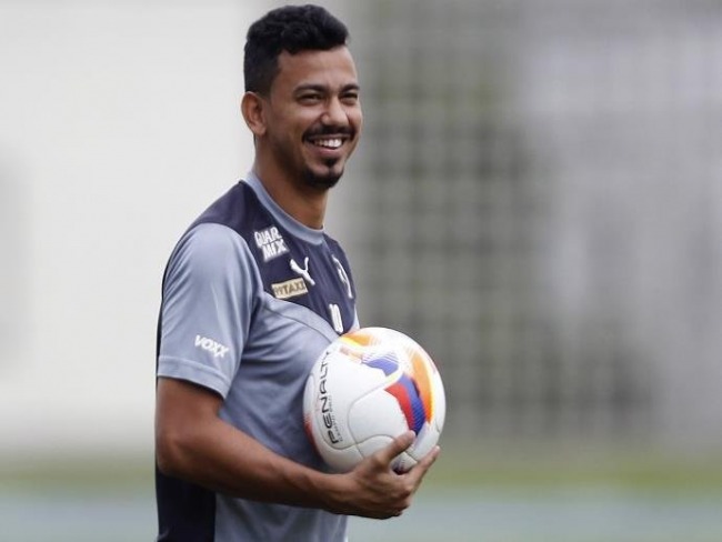 Inter negocia com Botafogo para ter Rodrigo Lindoso