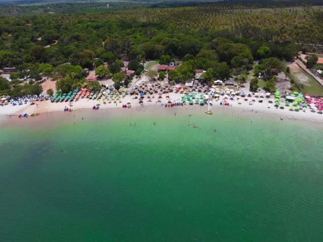 Curta 5 das 26 lagoas de Nsia Floresta hospedando-se no all inclusive Praia Bonita Resort