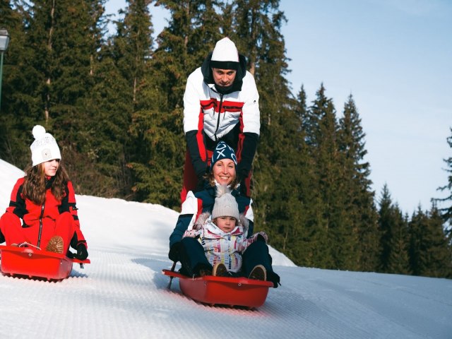 Esqui e diverso na neve: Courchevel conquista famlias para frias de dezembro