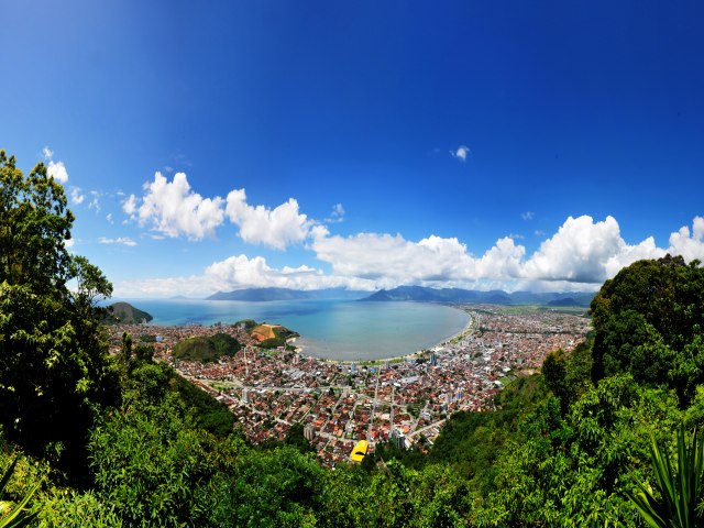 O que voc precisa saber para aproveitar o melhor do Litoral Norte de SP na temporada de primavera/vero