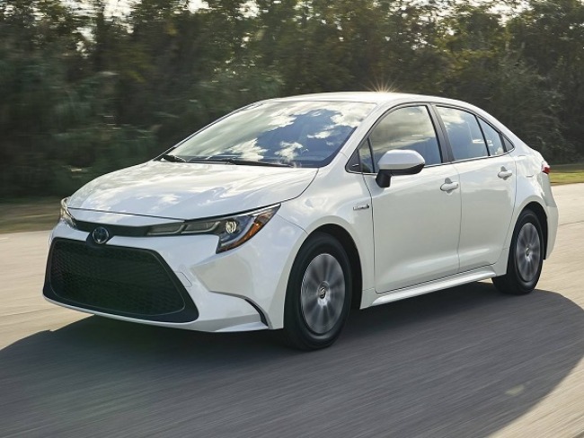 Toyota Hbrido 2020 sedan chega ao mercado