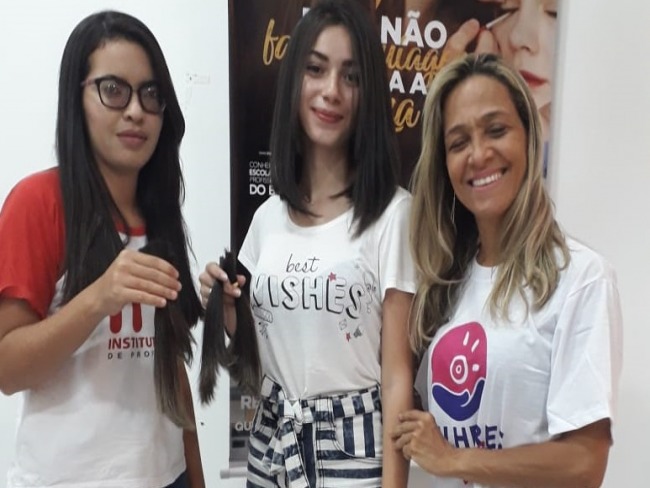 Shopping em Aracaju acolhe campanha de doao de cabelos para paciente oncolgicos
