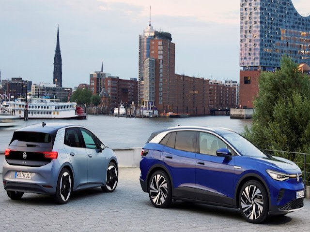 VW apresenta ID.3 e ID.4 na América Latina rumo ao futuro da mobilidade sustentável.