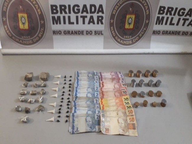 Brigada Militar de Taquara prende homem por trfico de drogas